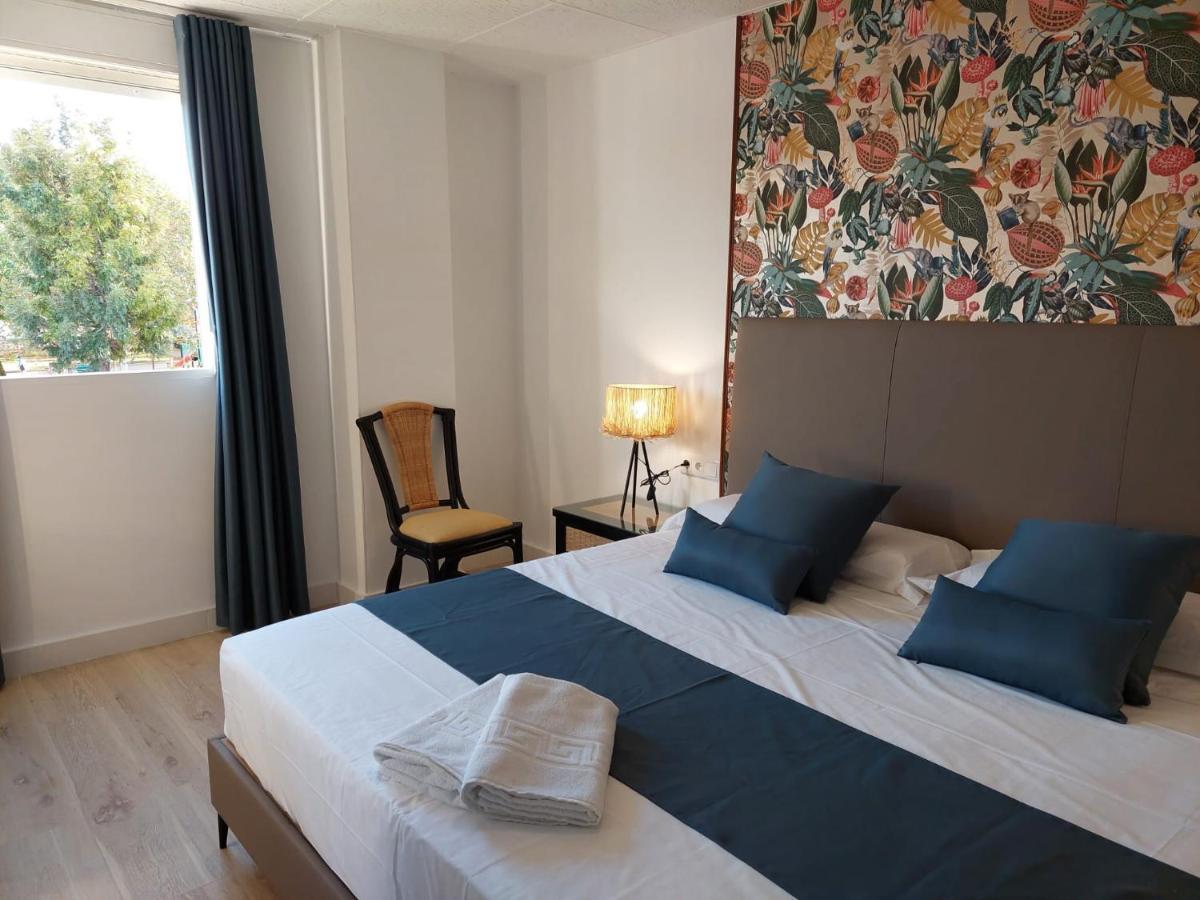 Hostal Garden Rous Paiporta Exteriér fotografie