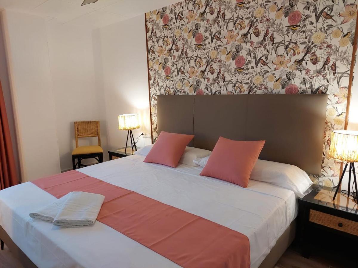 Hostal Garden Rous Paiporta Exteriér fotografie