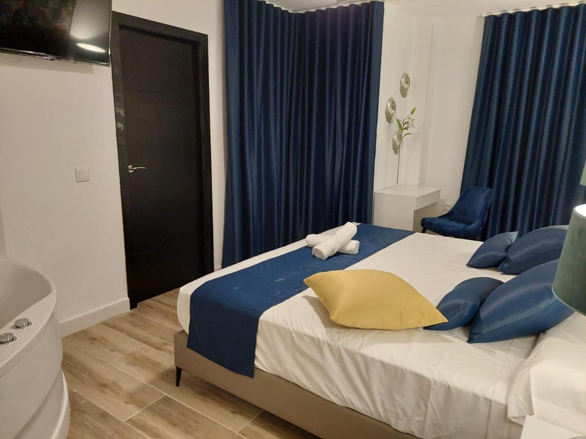 Hostal Garden Rous Paiporta Exteriér fotografie